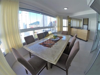 Apartamento em Pioneiros, Balneário Camboriú/SC de 120m² 3 quartos para locação R$ 5.000,00/mes