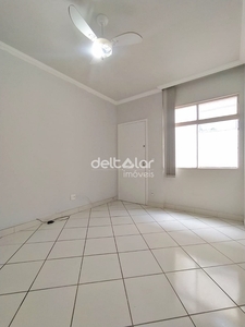 Apartamento em Planalto, Belo Horizonte/MG de 45m² 2 quartos para locação R$ 1.320,00/mes