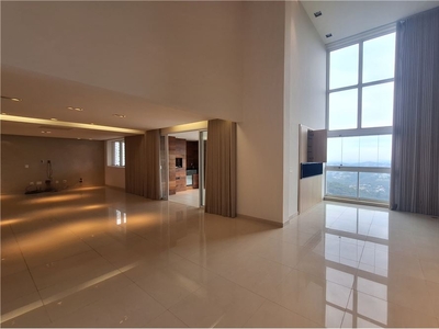 Apartamento em Vale dos Cristais, Nova Lima/MG de 230m² 3 quartos à venda por R$ 3.149.000,00