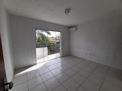 Apartamento para aluguel com 2 quartos no Jardim Botânico, Brasília