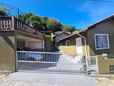 Casa em Centro, Florianópolis/SC de 80m² 2 quartos para locação R$ 2.500,00/mes