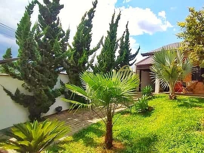 Casa em Iguaçu, Araucária/PR de 240m² 3 quartos à venda por R$ 678.000,00