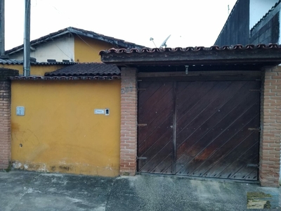 Casa em Indaiá, Caraguatatuba/SP de 60m² 3 quartos à venda por R$ 319.000,00