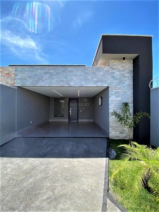 Casa em Jardim Buriti Sereno, Aparecida de Goiânia/GO de 121m² 3 quartos à venda por R$ 469.000,00