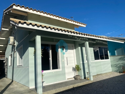 Casa em São Sebastião, Palhoça/SC de 10m² 3 quartos à venda por R$ 494.000,00