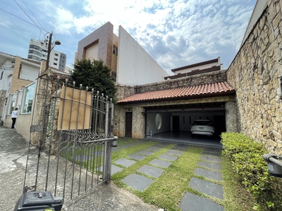 Casa em Vila Maria Alta, São Paulo/SP de 450m² 4 quartos à venda por R$ 2.249.000,00