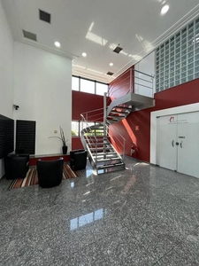 Sala Comercial e 2 banheiros para Alugar, 60 m² por R$ 1.900/Mês