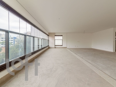 Apartamento à venda em Santa Cecília com 310 m², 5 quartos, 4 suítes, 4 vagas