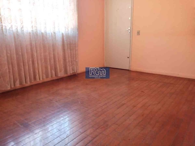 Apartamento com 2 quartos à venda no bairro Carlos Prates, 63m²