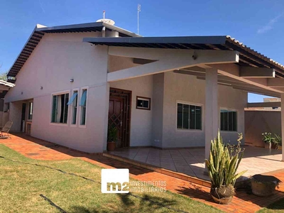 Casa com 5 quartos à venda no bairro Jardim Califórnia, 521m²