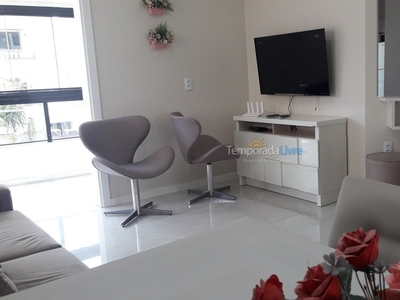 Luxuoso Apartamento com 02 Suítes em Meia Praia Itapema/SC