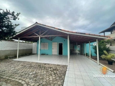 Casa a apenas 100 metros da praia com 5 dormitórios à venda, 208 m² por r$ 587.000 - brasília - itapoá/sc