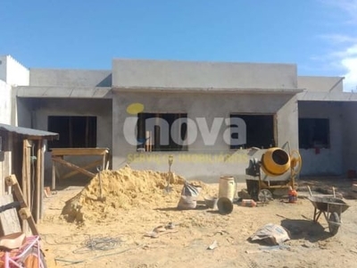 Casa com 02 dormitórios em nova tramandaí