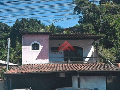 Casa com 3 dormitórios à venda, 140 m² por r$ 400.000,00 - maceió - niterói/rj