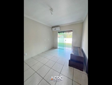 Casa no Bairro Itoupavazinha em Blumenau com 2 Dormitórios (1 suíte) e 96.14 m²