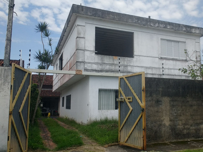 Permuta-se casa na melhor praia de Caraguá por Apto/Casa de 2 ou 3 quartos