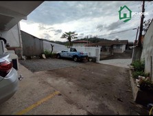 Casa no Bairro Salto em Blumenau com 3 Dormitórios (2 suítes) e 227 m²