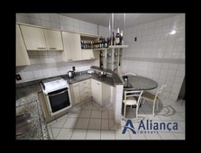 Casa no Bairro Itoupava Norte em Blumenau com 3 Dormitórios (1 suíte)