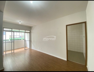 Apartamento no Bairro Escola Agrícola em Blumenau com 2 Dormitórios (1 suíte) e 72.26 m²