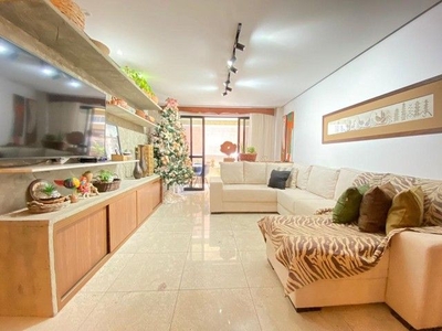 Apartamento para venda 144 m2, com 3 suítes a 30 metros / praia em Ponta Verde - Maceió -