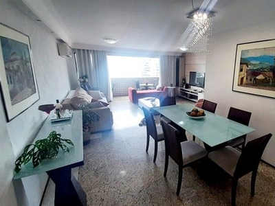 Apartamento para venda tem 144 metros quadrados com 3 quartos em Ponta Verde - Maceió - AL