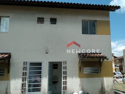 Casa de condomínio no Condominio Napoli com 2 dorm e 60m, Centro - Rio Largo