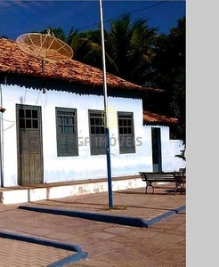 Casa para venda ou aluguel em Jequiá da Praia, em uma ótima localização.
