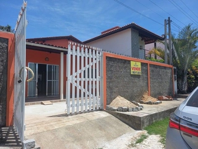 Casa para venda possui 150 metros quadrados com 3 quartos em Centro - Porto de Pedras - AL