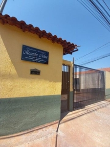 Casa para venda tem 80 metros quadrados com 2 quartos em Morada Nobre - Valparaíso de Goiá