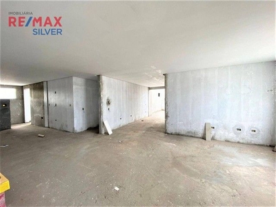 Cobertura com 3 dormitórios à venda, 180 m² por R$ 600.000,00 - Brindes - Guanambi/BA