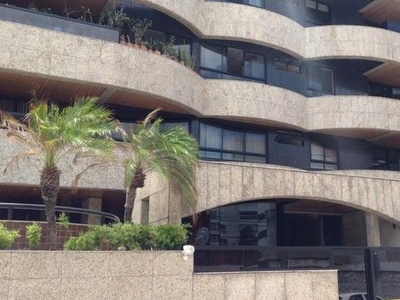 Estuda imovel menor valor -Apartamento 165m², 4 quartos + DCE, 2 vagas, lado praia Ponta V