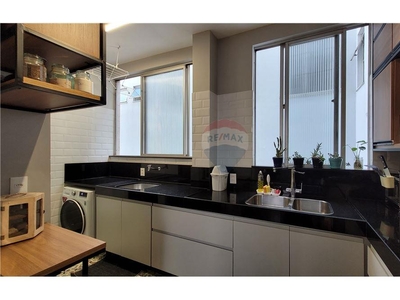Apartamento em Carlos Prates, Belo Horizonte/MG de 76m² 4 quartos à venda por R$ 369.000,00