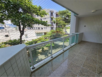Apartamento em Freguesia (Jacarepaguá), Rio de Janeiro/RJ de 104m² 3 quartos para locação R$ 2.300,00/mes