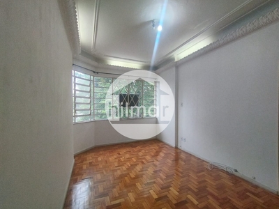 Apartamento em Grajaú, Rio de Janeiro/RJ de 92m² 2 quartos para locação R$ 1.700,00/mes