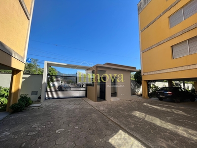 Apartamento em Jardim Primavera, Caraguatatuba/SP de 100m² 2 quartos à venda por R$ 359.000,00