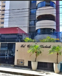 Apartamento em Petrópolis, Natal/RN de 256m² 4 quartos à venda por R$ 699.000,00