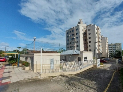 Apartamento em Ponta de Baixo, São José/SC de 55m² 3 quartos à venda por R$ 264.000,00