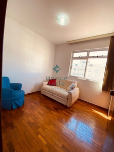 Apartamento em Sagrada Família, Belo Horizonte/MG de 60m² 3 quartos à venda por R$ 368.000,00