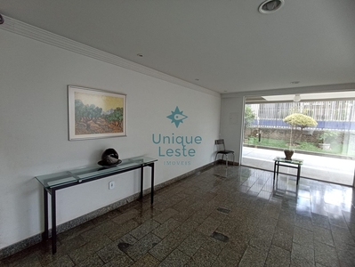 Apartamento em Sagrada Família, Belo Horizonte/MG de 75m² 3 quartos à venda por R$ 329.000,00