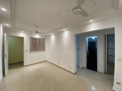 Apartamento em Vila Amorim, Suzano/SP de 65m² 2 quartos para locação R$ 1.300,00/mes