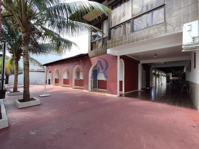 Casa em Aleixo, Manaus/AM de 359m² 5 quartos à venda por R$ 809.000,00