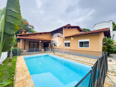 Casa em Alphaville, Santana de Parnaíba/SP de 380m² 4 quartos para locação R$ 10.200,00/mes