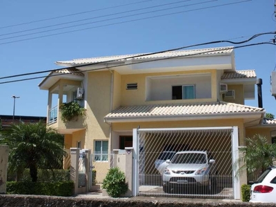 Casa em Carianos, Florianópolis/SC de 280m² 3 quartos à venda por R$ 1.149.000,00