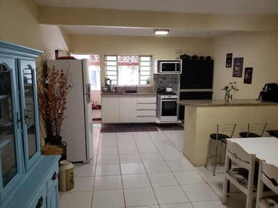 Casa em Centro, Pedro Leopoldo/MG de 130m² 2 quartos à venda por R$ 398.000,00