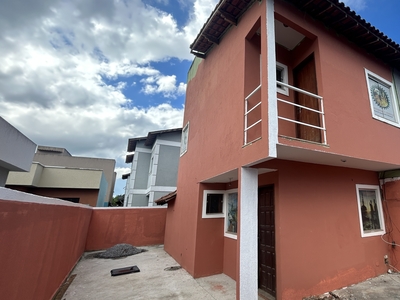 Casa em Chácara Mariléa, Rio Das Ostras/RJ de 68m² 2 quartos à venda por R$ 249.000,00