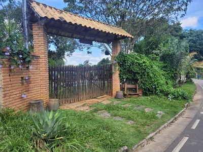 Casa em Condomínio Vale Do Luar Mg 010 Km 55, Jaboticatubas/MG de 270m² 3 quartos à venda por R$ 814.000,00