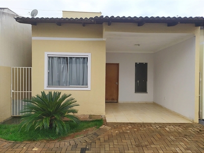 Casa em Conjunto Vera Cruz, Goiânia/GO de 82m² 2 quartos à venda por R$ 249.000,00