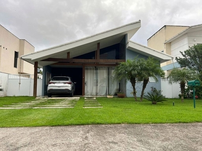 Casa em Extensão Do Bosque, Rio das Ostras/RJ de 180m² 4 quartos à venda por R$ 799.000,00