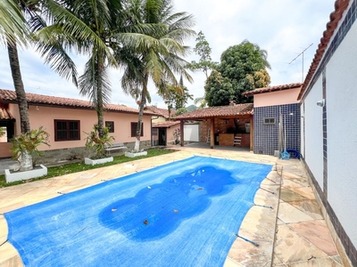 Casa em Itaipu, Niterói/RJ de 210m² 3 quartos à venda por R$ 799.000,00