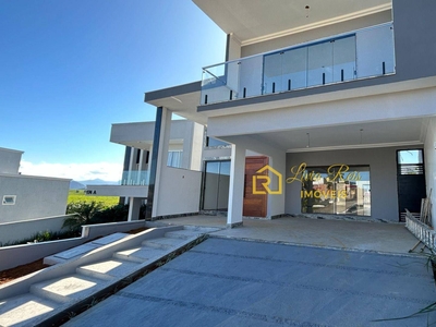 Casa em Lagoa, Macaé/RJ de 280m² 4 quartos à venda por R$ 1.799.000,00